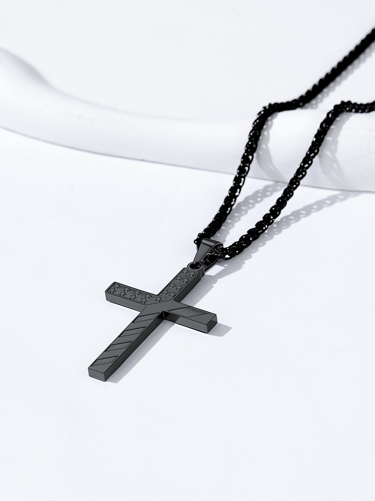 Collar Cruz USA Negro para-Hombre y Mujer – Ideal Primera Comunión o Regalo unisex